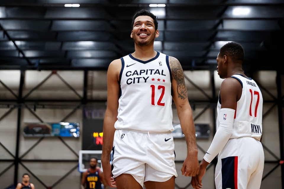 上展现出足, 在欧洲赛场, YBQNb