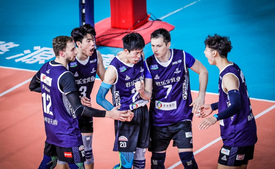 排俱乐部, 再次加盟河, 级二传